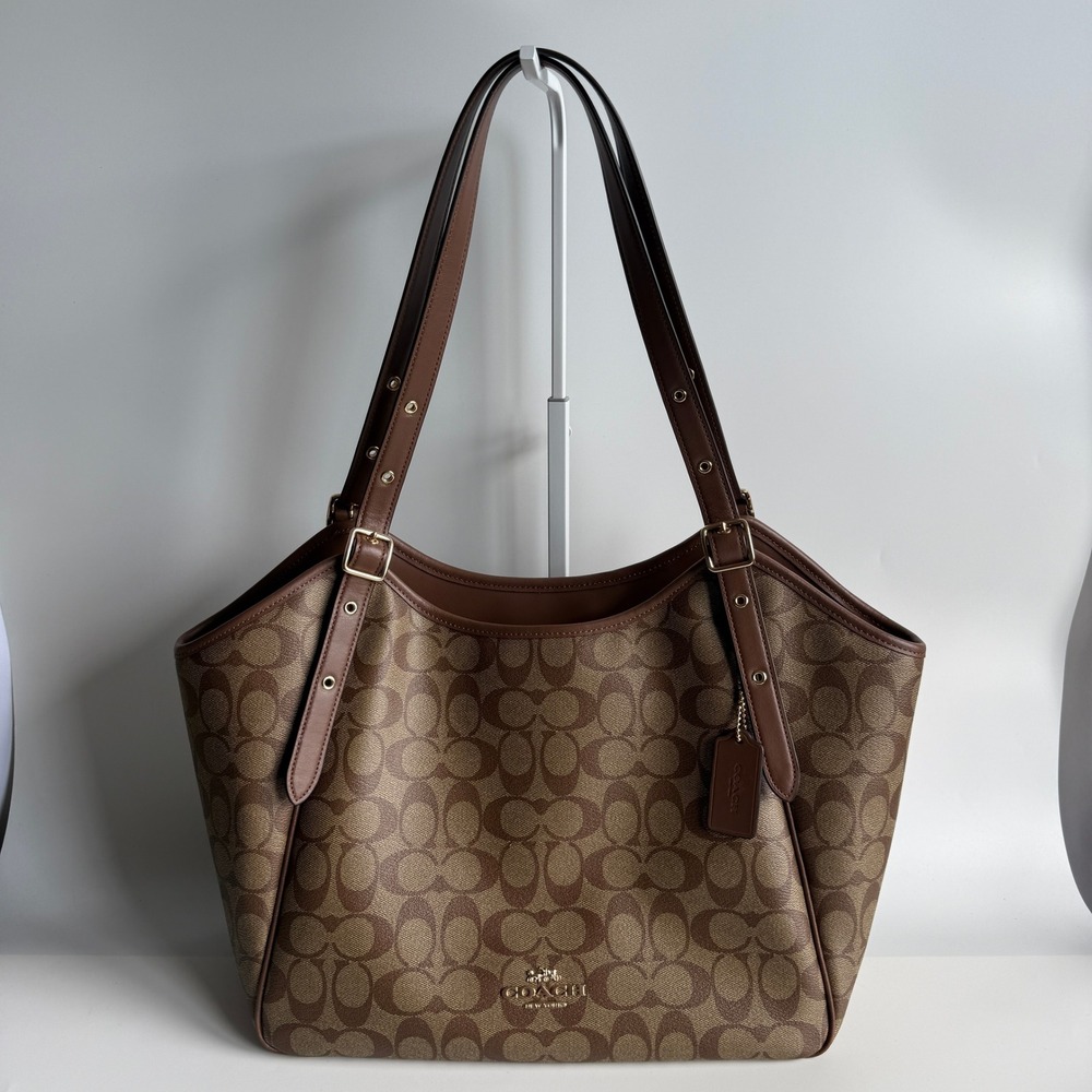Coach Meadow Shoulder Bag Khaki Signature Canvas Shoulder Bag CM076